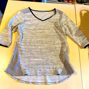 Loveapella shailo v neck knit top